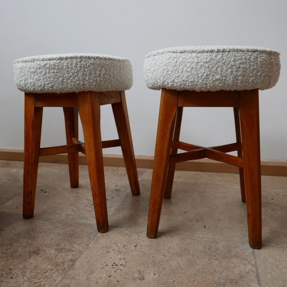 Image 1 of Pair of vintage X-base stools, England 1950