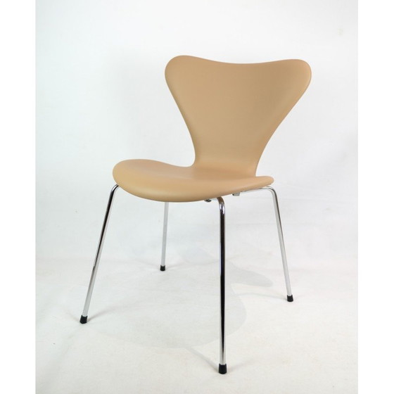 Image 1 of Set of 4 vintage Seven chairs model 3107 by Arne Jacobsen for Fritz Hansen