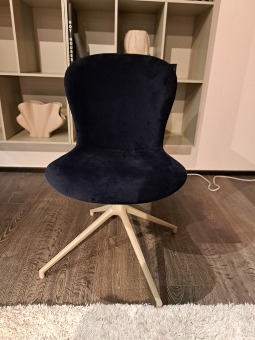 Adelaide Dining Chair With Swivel Function