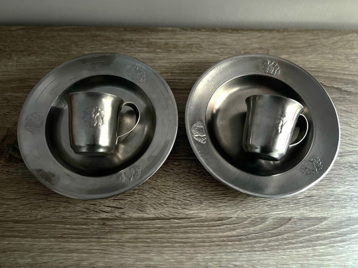 2x Gero Zilmeta pewter plates and 2 pewter cups with rabbit borders