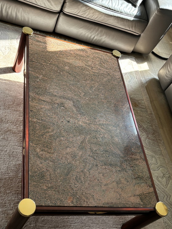 Image 1 of Table bordeaux/ gold