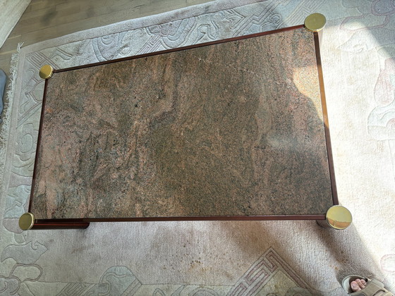 Image 1 of Table bordeaux/ gold