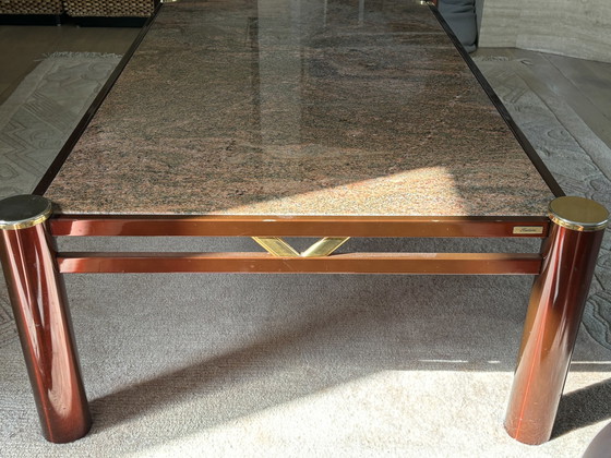 Image 1 of Table bordeaux/ gold