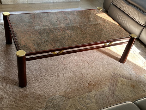 Image 1 of Table bordeaux/ gold