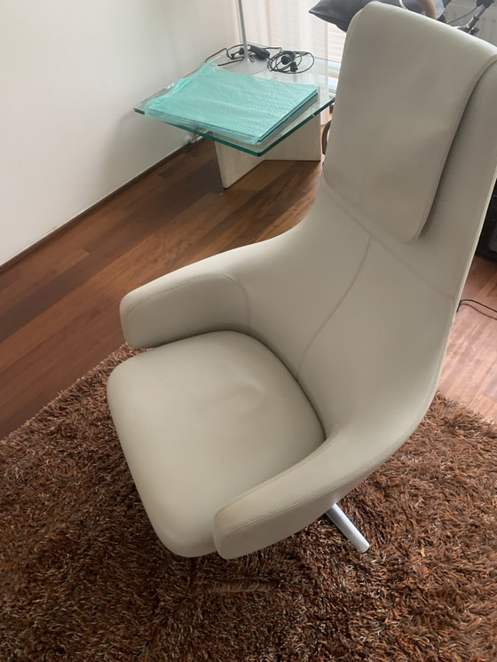 Image 1 of Vitra repos premium