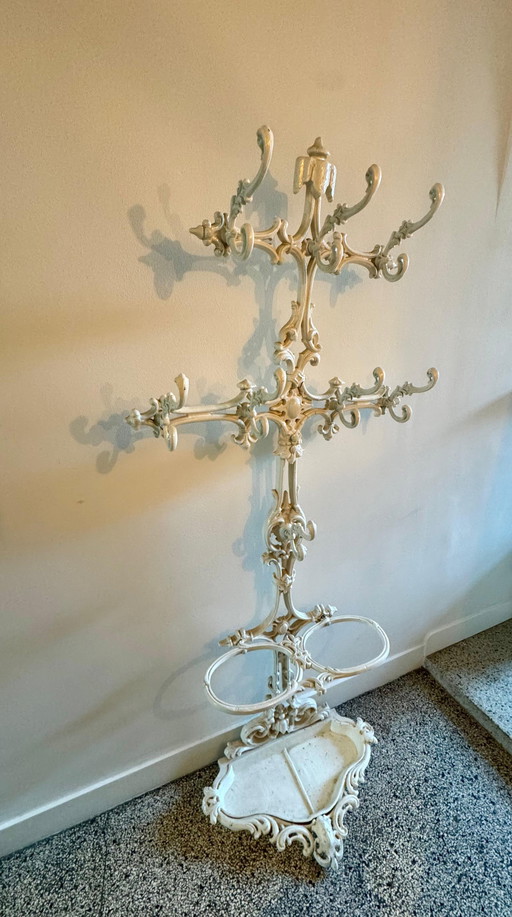 Antique Victorian Coat Rack (Wrought Iron)