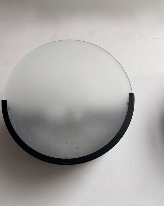 Image 1 of 2 lampade da parete geometriche vintage, metallo nero e vetro sabbiato, Delmas