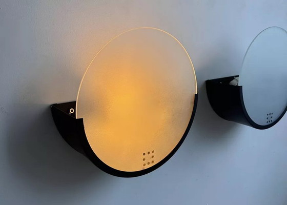 Image 1 of 2 lampade da parete geometriche vintage, metallo nero e vetro sabbiato, Delmas