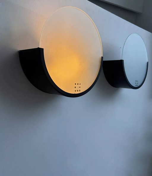 2 lampade da parete geometriche vintage, metallo nero e vetro sabbiato, Delmas