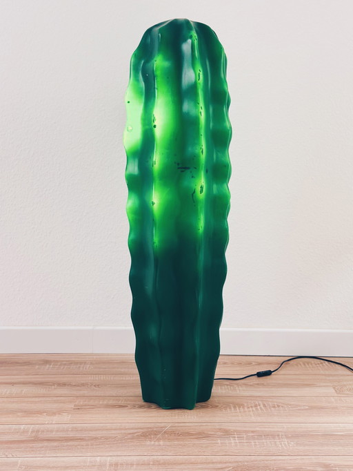 Flötotto cactus lamp model Sucu