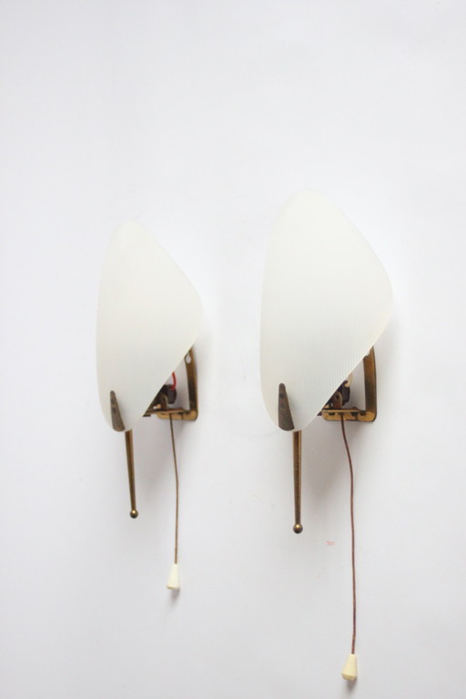 Leaf Shaped Acrylic And Brass Wall Lights, 1950S