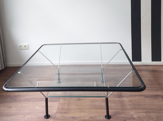 Image 1 of Table basse danoise postmoderne Niels Bendtsen