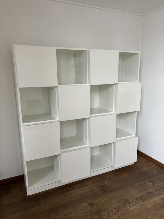 Image 1 of Design high gloss shelf cabinet