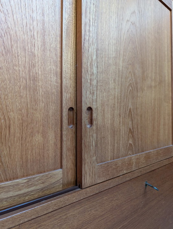 Image 1 of Armoire murale vintage Hans Wegner Danish Design