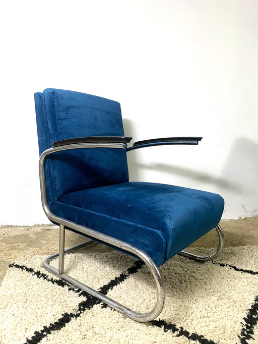 Cantilever Armchair In S411 Thonet Style.