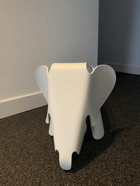 Image 1 of Vitra Eames Elephant