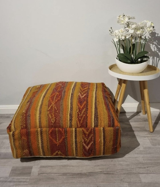 Image 1 of Kelim berber pouf handmade in Morocco