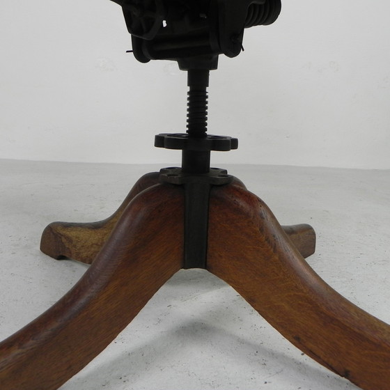 Image 1 of Classic Oak office chair, swivel height adjustable chair, 1930s