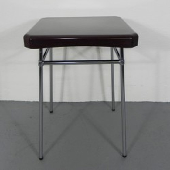 Image 1 of Petite table de salle à manger avec plateau en bakélite 55 x 55 cm par Supraluxe - années 1950