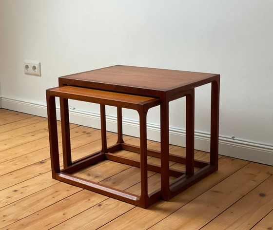 Image 1 of Coffee table 