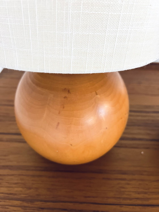 Image 1 of Lámpara de mesa vintage de madera de los años 70