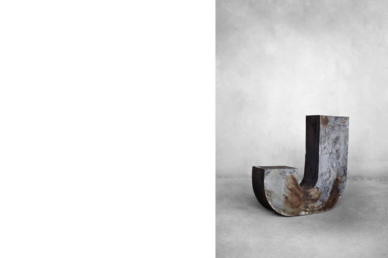 Image 1 of Lettera J in metallo polacco industriale vintage, anni '50