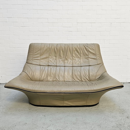 Rare panche di Gerard Van Den Berg con cerniera tutt&#39;intorno e schienale dalla forma speciale