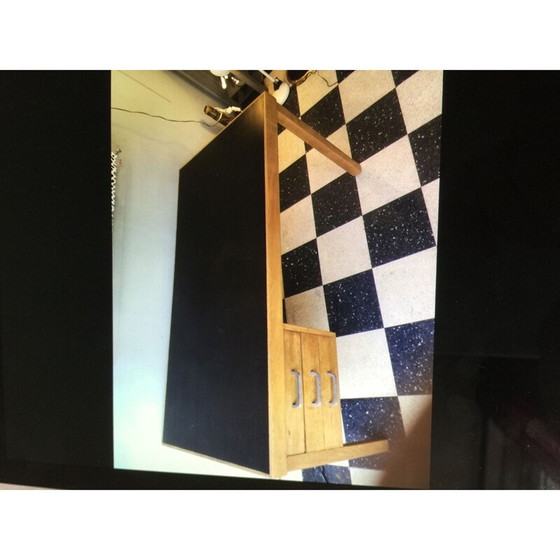 Image 1 of Scrivania vintage in rovere massello con piano in melamina nera di Jean Domps
