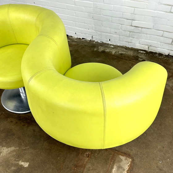 Image 1 of Double yellow space age. chair