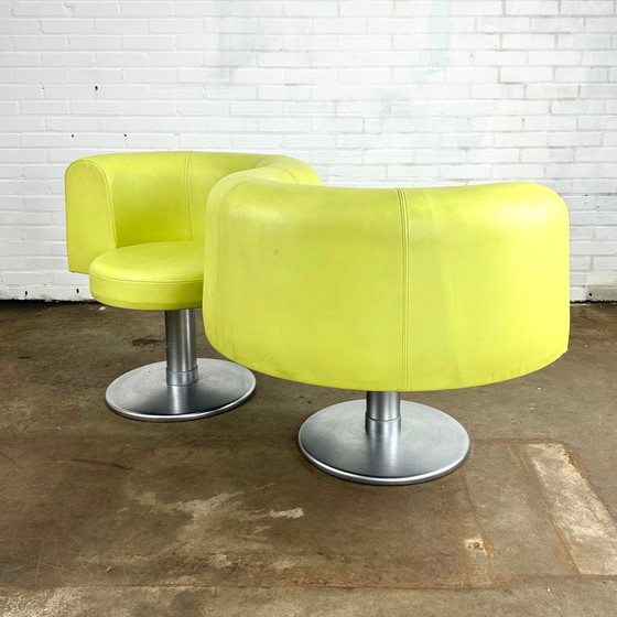 Image 1 of Double yellow space age. chair