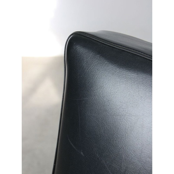 Image 1 of Poltrona vintage Bauhaus in similpelle nera, 1960