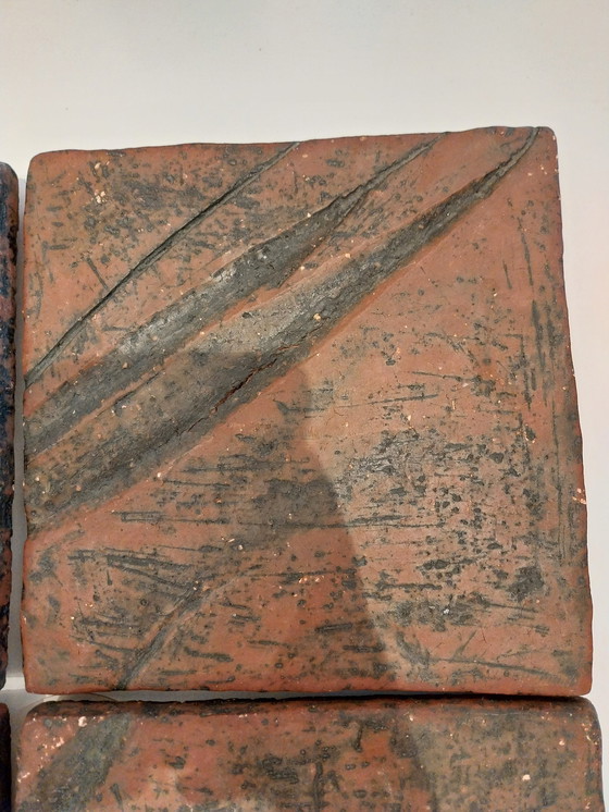 Image 1 of 1 decorazione murale brutalista da 4 pezzi in piastrelle di chamotte