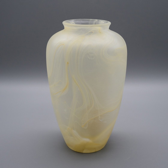 Image 1 of Vintage marbled glass vase H 20 cm