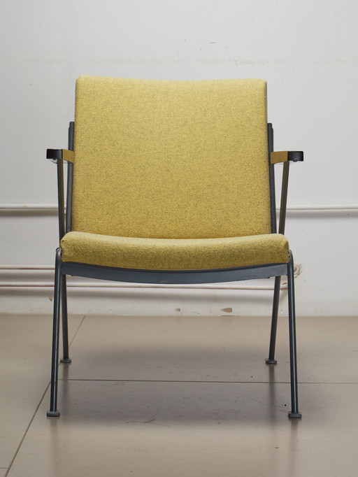 Oase Chair By Wim Rietveld For Ahrend De Cirkel