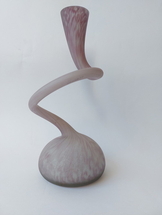 Image 1 of Vase en verre soufflé à la main