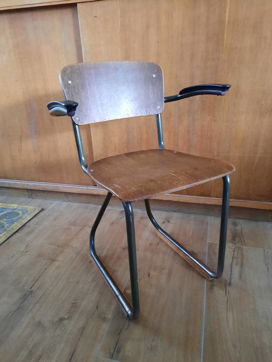 Image 1 of Chaise vintage à structure tubulaire