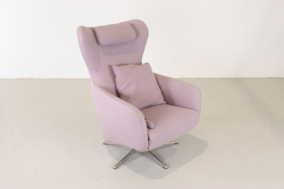 Image 1 of Prominent recliner