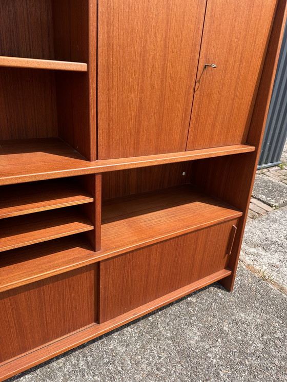 Image 1 of Bibliothèque vintage en teck