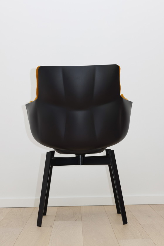 Image 1 of 4x B&B Italia Husk swivel chairs