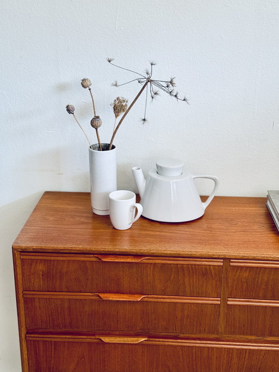 Image 1 of Cassettiera vintage danese in teak