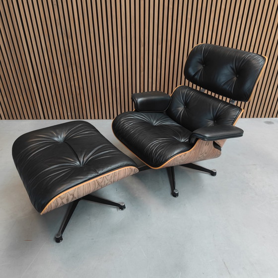 Image 1 of Vitra Eames Lounge chair + Ottoman