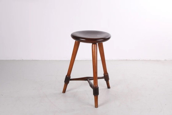 Image 1 of Very Old Oak Elegant stool 1920s with a beautiful patina.