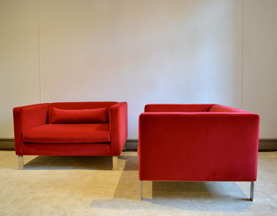 Image 1 of 2 sièges en velours rouge de la Designers Guild