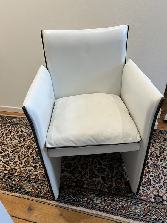 Image 1 of Juego de 4 sillas con reposabrazos Cassina Break 401, cuero blanco, Mario Bellini, excelente estado
