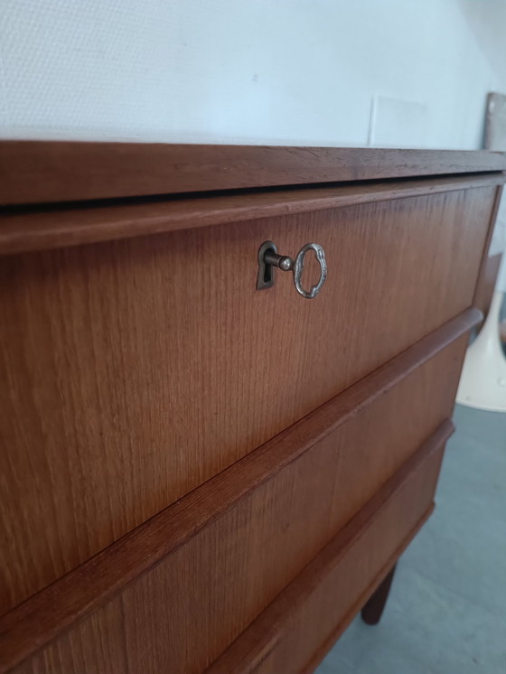 Image 1 of Cassettiera vintage in teak danese 