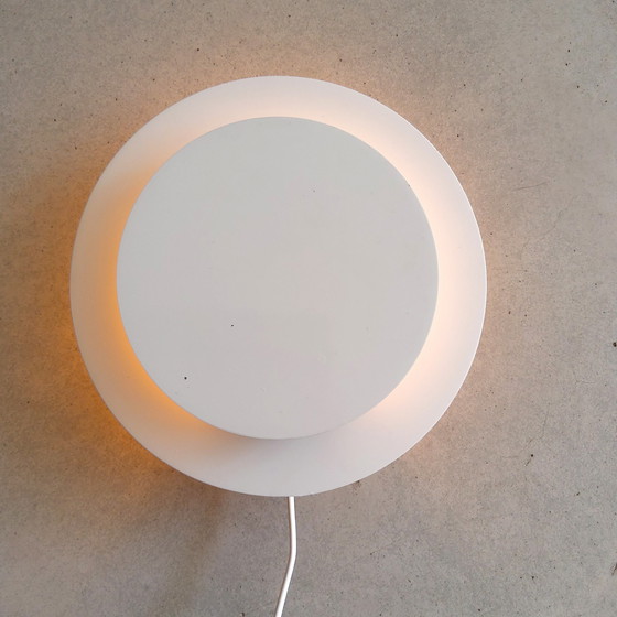 Image 1 of White round metal wall lamp