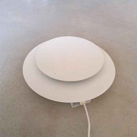 Image 1 of White round metal wall lamp