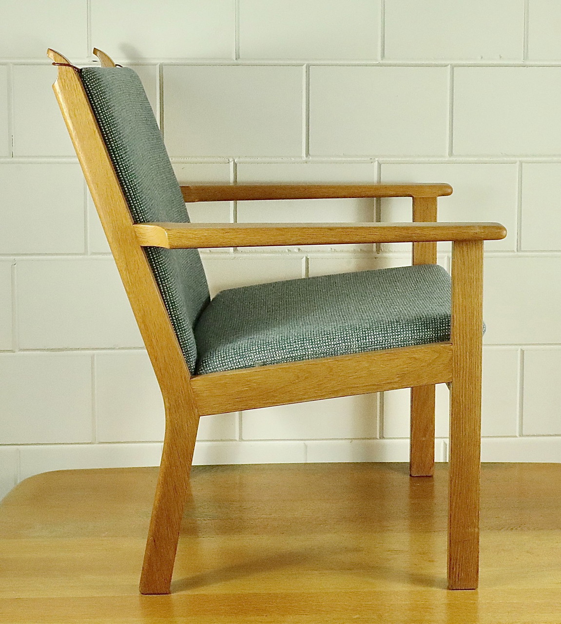 Hans J Wegner Getama GE-284 | €950 | Whoppah