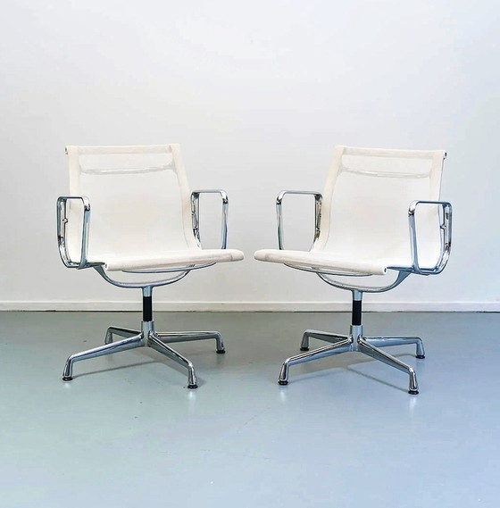 Image 1 of 4x Vitra Eames EA108 White Netwaeve Alu