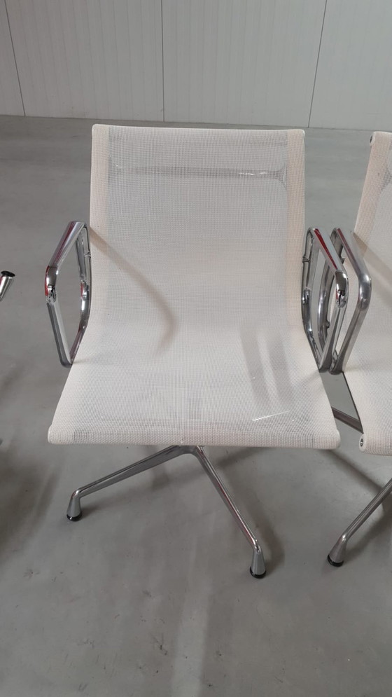 Image 1 of 4x Vitra Eames EA108 White Netwaeve Alu